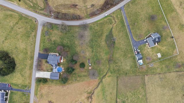 51 Conns Lane, Lancaster, KY 40444