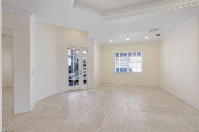 388 Mallory CT, Naples, FL 34110