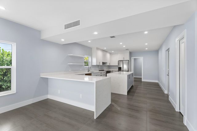 1176 NE Terrace Way, Jensen Beach, FL 34957