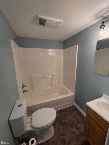 2164 E Whittemore Avenue, Burton, MI 48529