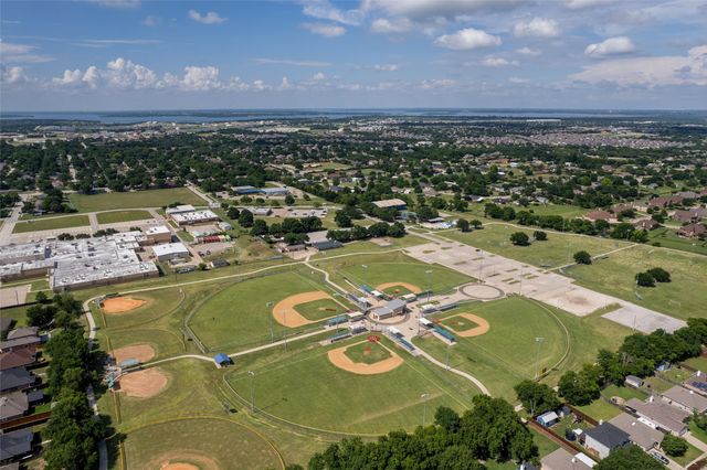 230 Lake Wichita Drive, Wylie, TX 75098