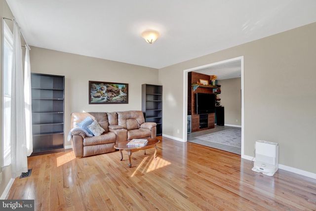 7B HERITAGE FARM DR, New Freedom, PA 17349