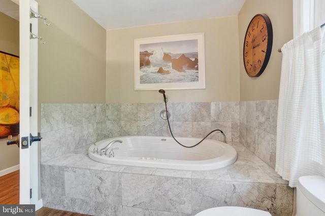 7B HERITAGE FARM DR, New Freedom, PA 17349