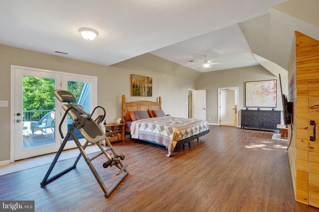7B HERITAGE FARM DR, New Freedom, PA 17349