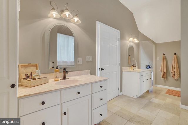 7B HERITAGE FARM DR, New Freedom, PA 17349