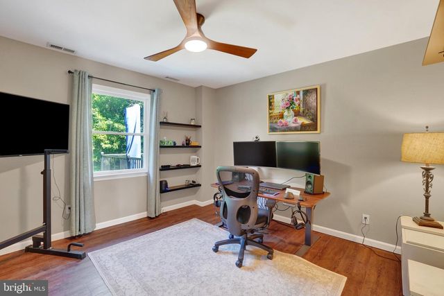 7B HERITAGE FARM DR, New Freedom, PA 17349