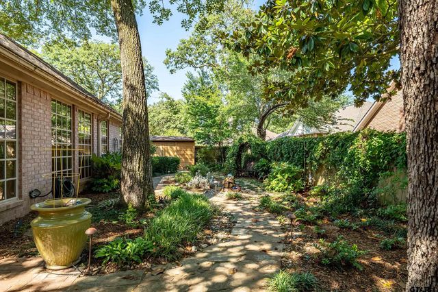 3406 Pebblebrook, Tyler, TX 75707