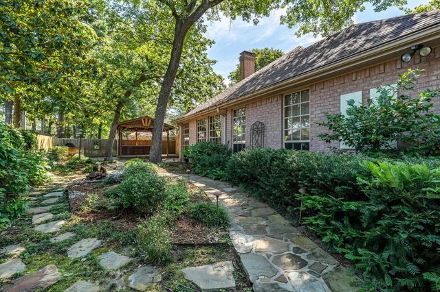 3406 Pebblebrook, Tyler, TX 75707