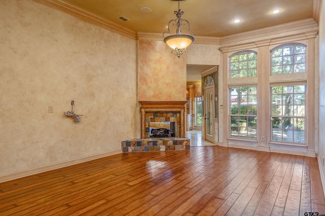 3406 Pebblebrook, Tyler, TX 75707