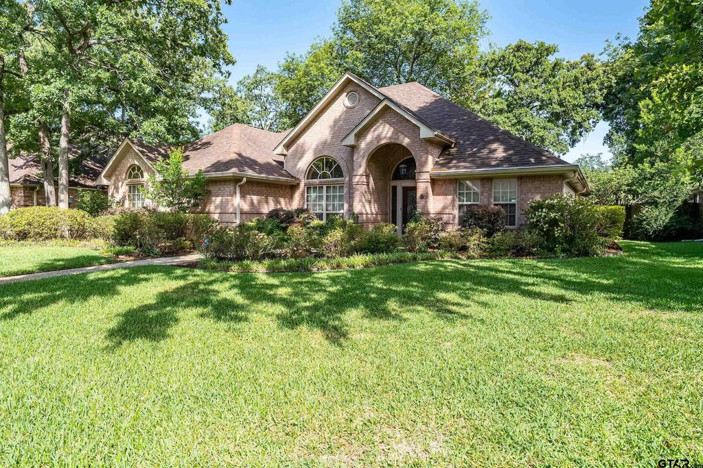 3406 Pebblebrook, Tyler, TX 75707