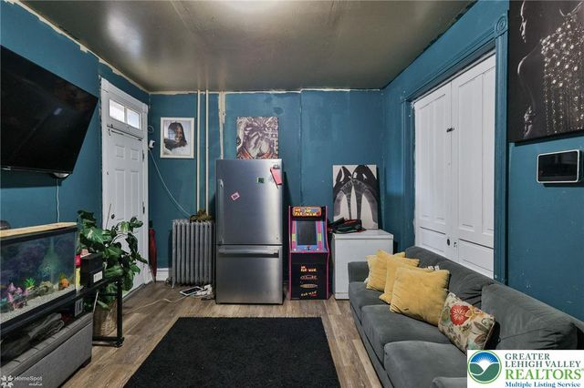 517 North 8th Street, Allentown City, PA 18102