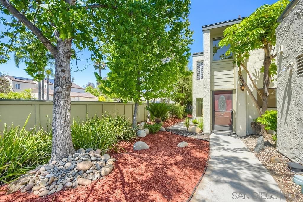 5687 Menorca Dr, San Diego, CA 92124 — photo 2