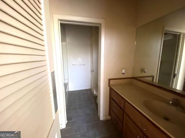 608 Pine Point Circle, Valdosta, GA 31602