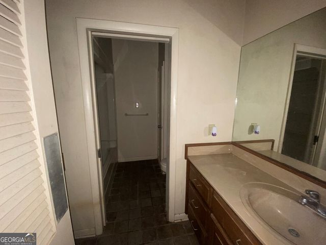 608 Pine Point Circle, Valdosta, GA 31602