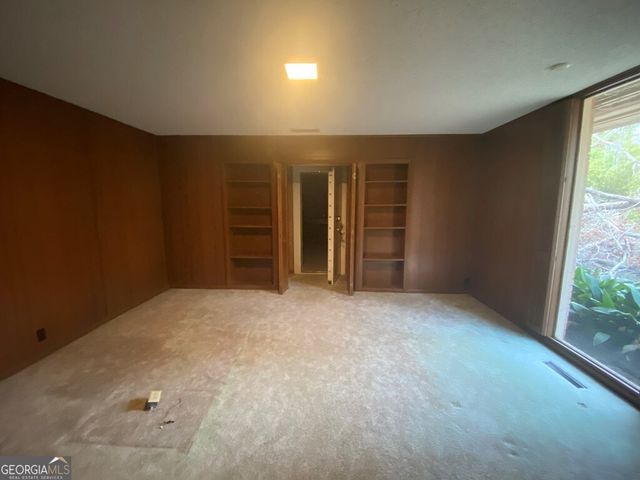 608 Pine Point Circle, Valdosta, GA 31602