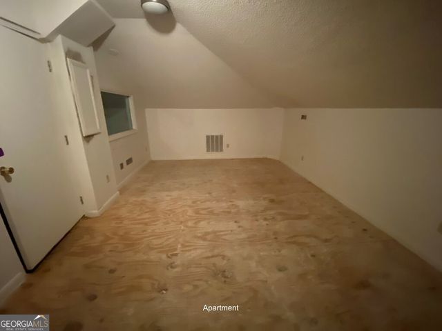 608 Pine Point Circle, Valdosta, GA 31602