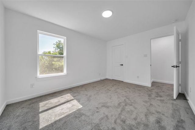 702 W Rochester Street, Terrell, TX 75160