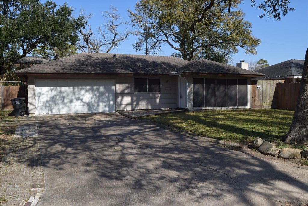 7514 Dearborn Street, Houston, TX 77055