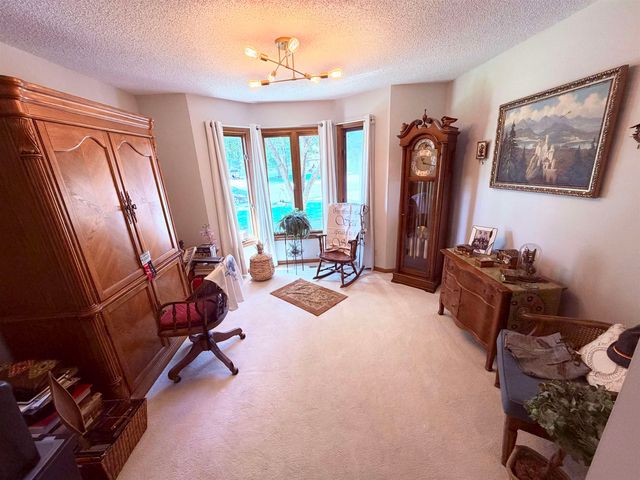 4610 N Farmstead Ct., Bel Aire, KS 67220