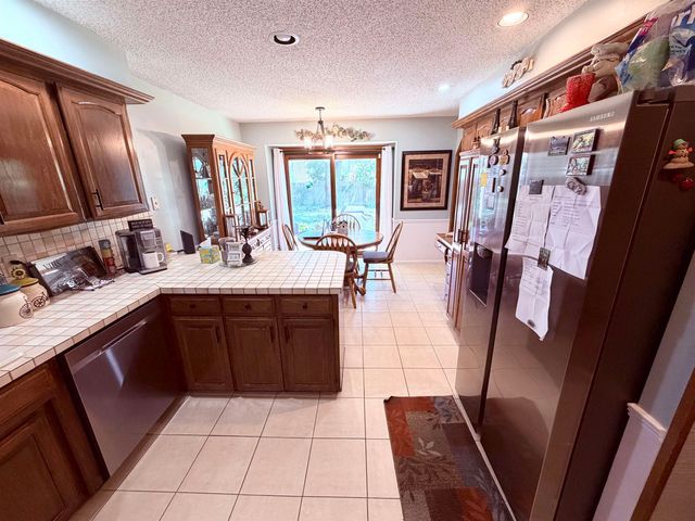 4610 N Farmstead Ct., Bel Aire, KS 67220