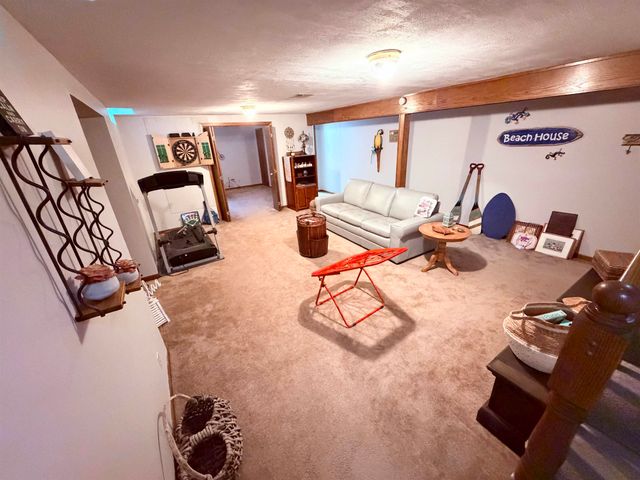 4610 N Farmstead Ct., Bel Aire, KS 67220