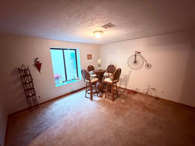 4610 N Farmstead Ct., Bel Aire, KS 67220