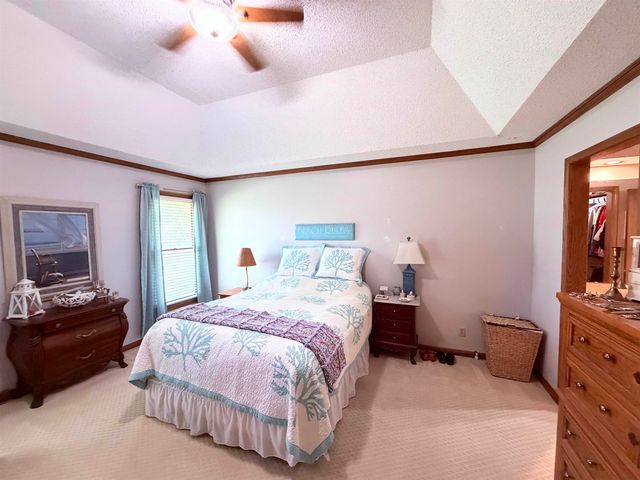 4610 N Farmstead Ct., Bel Aire, KS 67220