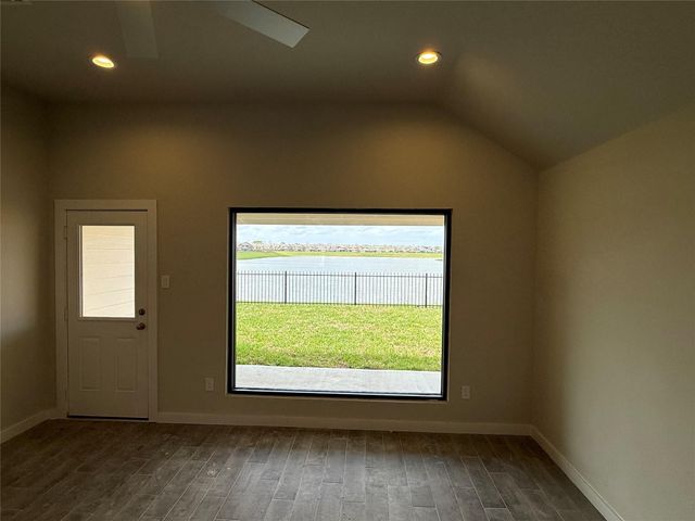 8742 Mallow Rose Way, Rosharon, TX 77583