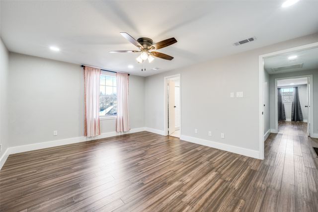 1929 N Lake Trail, Denton, TX 76201