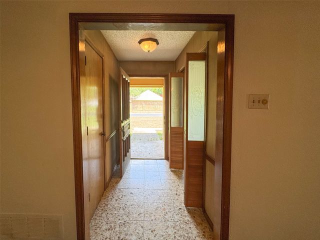 2006 Cornwall Lane, Sachse, TX 75048
