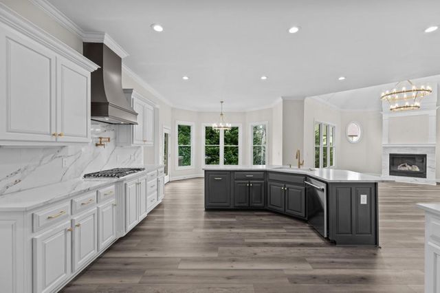 2302 Walkers Glen Lane, Buford, GA 30519