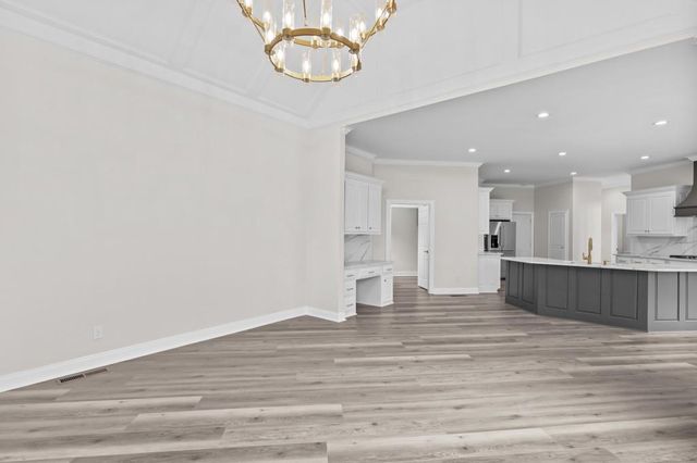 2302 Walkers Glen Lane, Buford, GA 30519