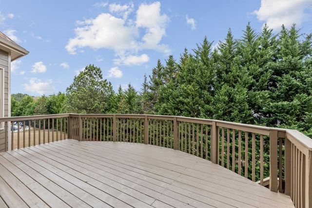 2302 Walkers Glen Lane, Buford, GA 30519