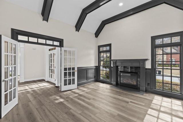 2302 Walkers Glen Lane, Buford, GA 30519
