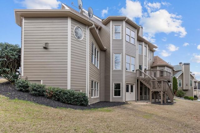 2302 Walkers Glen Lane, Buford, GA 30519