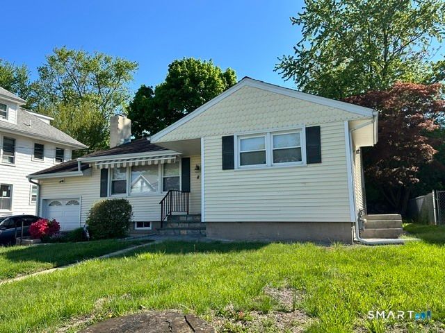 8 Lincoln Avenue, Norwalk, CT 06854