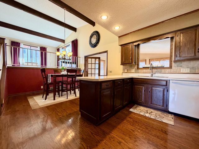 1919 Driftwood Avenue, Worthington, MN 56187