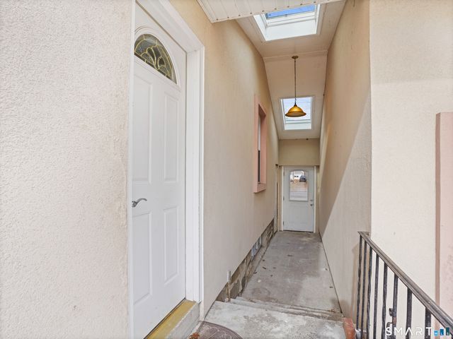 3125 Old Town Road, Bridgeport, CT 06606