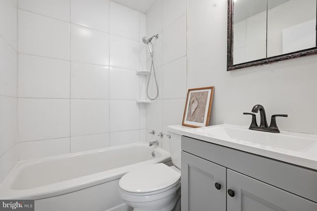 3704 EVELYN DR, Wilmington, DE 19808