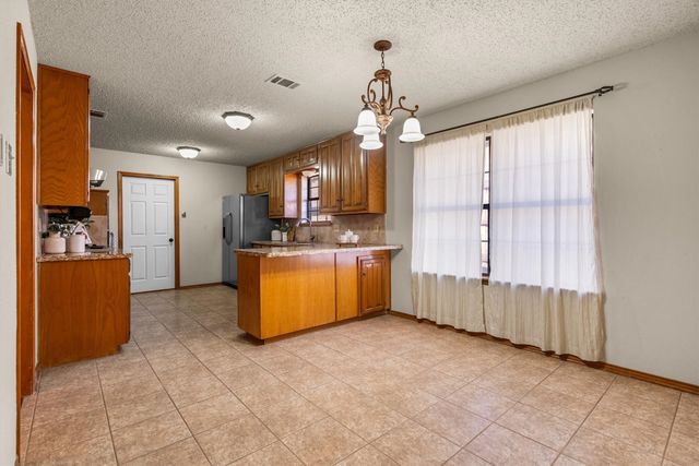 654 Park Lane, Highland Village, TX 75077