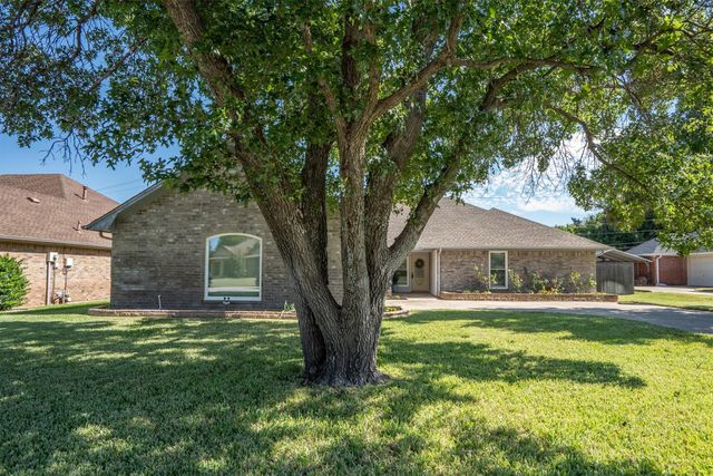 654 Park Lane, Highland Village, TX 75077