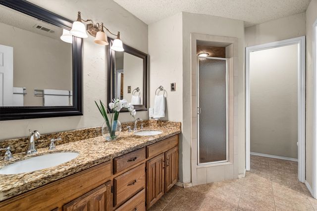 654 Park Lane, Highland Village, TX 75077
