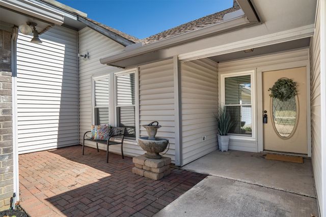 654 Park Lane, Highland Village, TX 75077