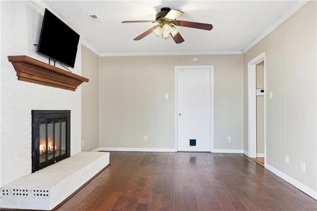 4865 Halwell DR, Virginia Beach, VA 23464