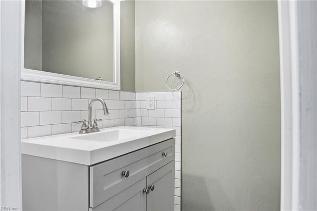 4865 Halwell DR, Virginia Beach, VA 23464