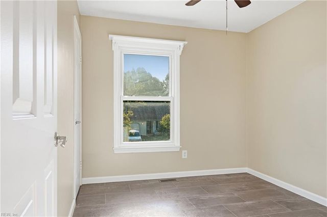 4865 Halwell DR, Virginia Beach, VA 23464