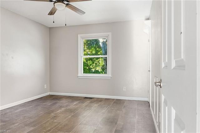 4865 Halwell DR, Virginia Beach, VA 23464