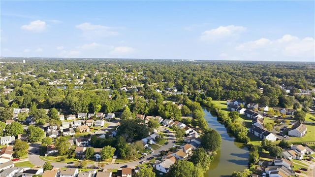 4865 Halwell DR, Virginia Beach, VA 23464