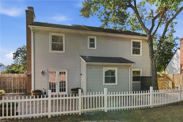 4865 Halwell DR, Virginia Beach, VA 23464