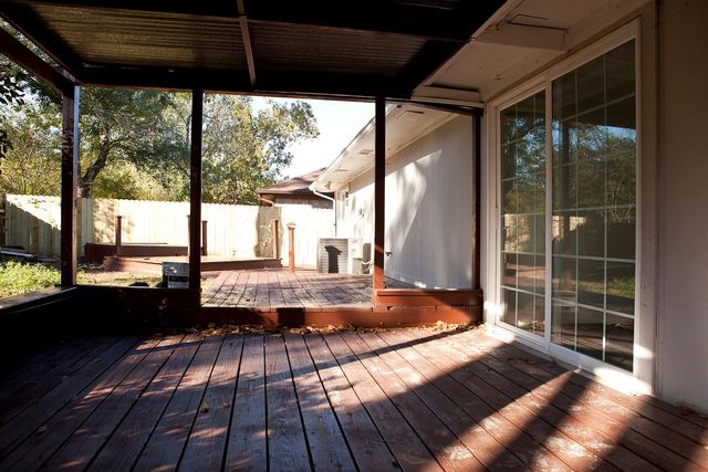 15711 Fox Springs Drive, Houston, TX 77084